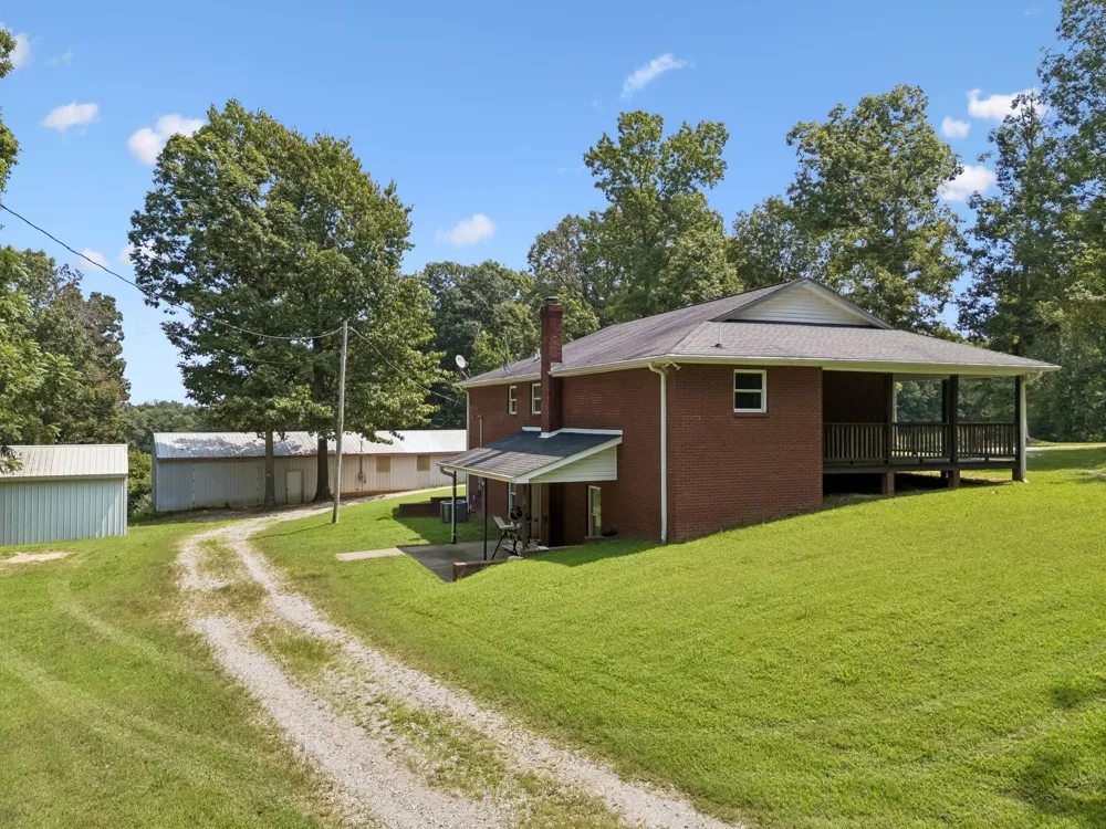 3115 Fire Tower Rd Erin, TN 37061