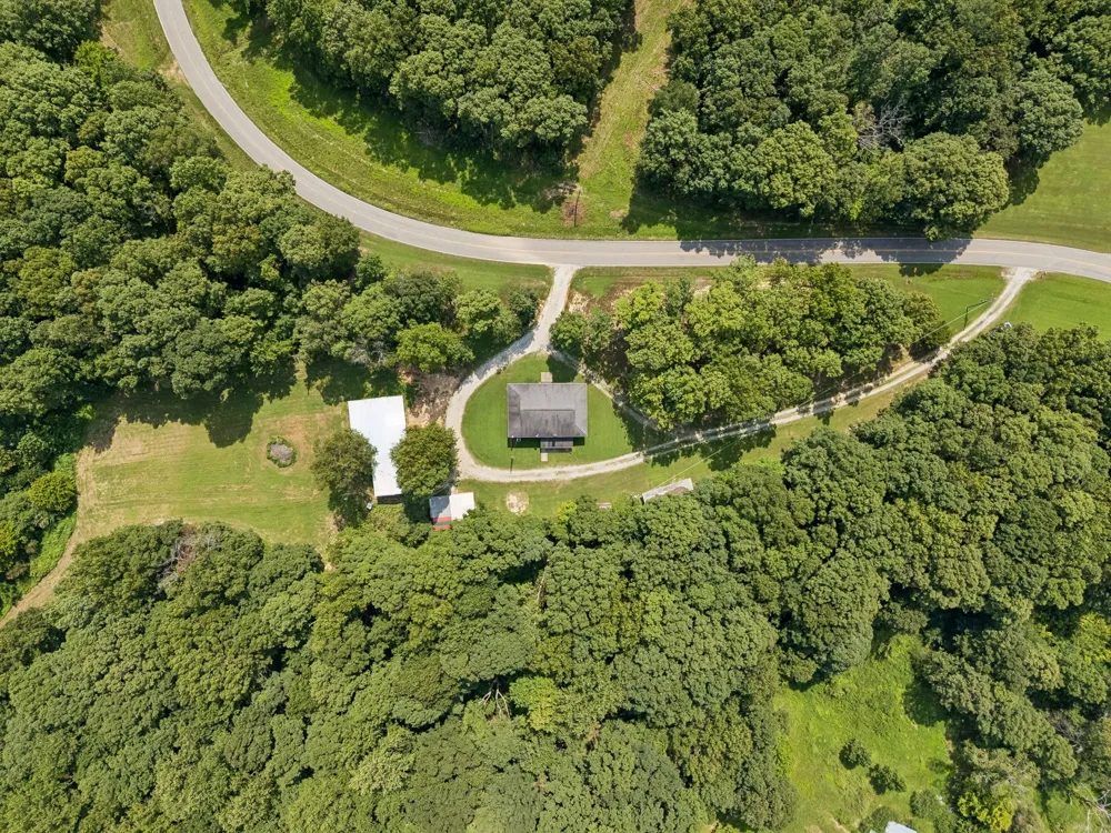 3115 Fire Tower Rd Erin, TN 37061