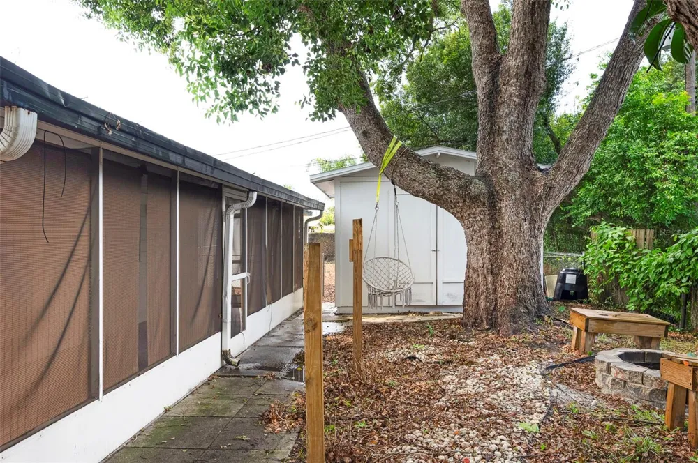 6929 39TH AVENUE St Petersburg, FL 33709
