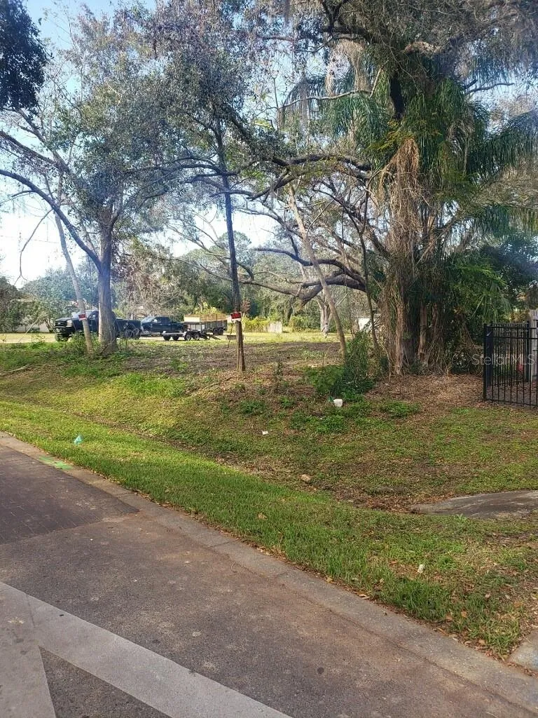 4217 W JACKSON STREET Orlando, FL 32811