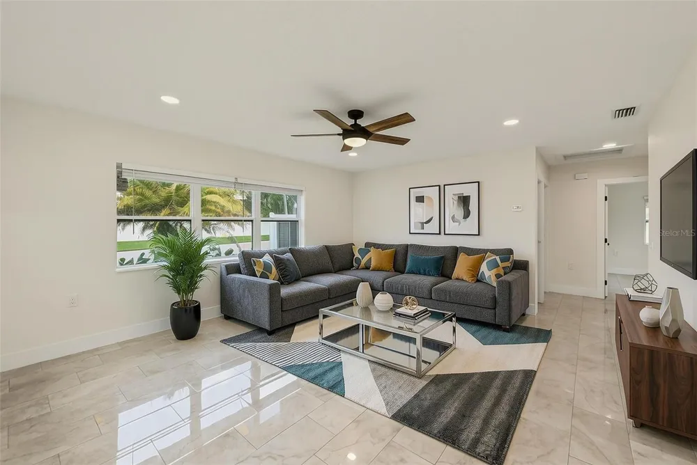 2425 BAYWOOD DRIVE E Dunedin, FL 34698