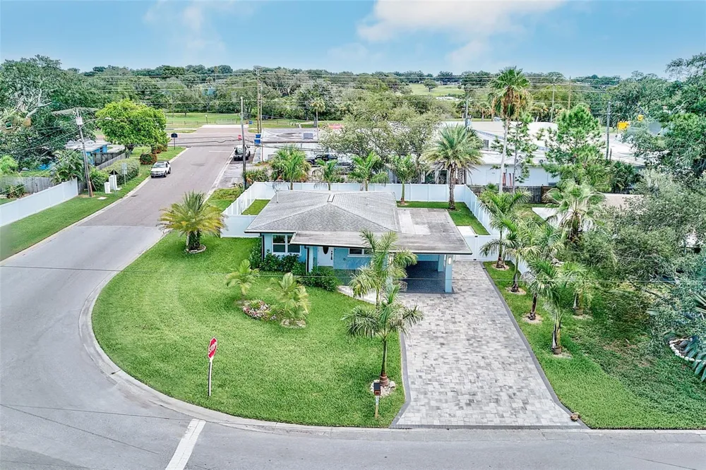 2425 BAYWOOD DRIVE E Dunedin, FL 34698