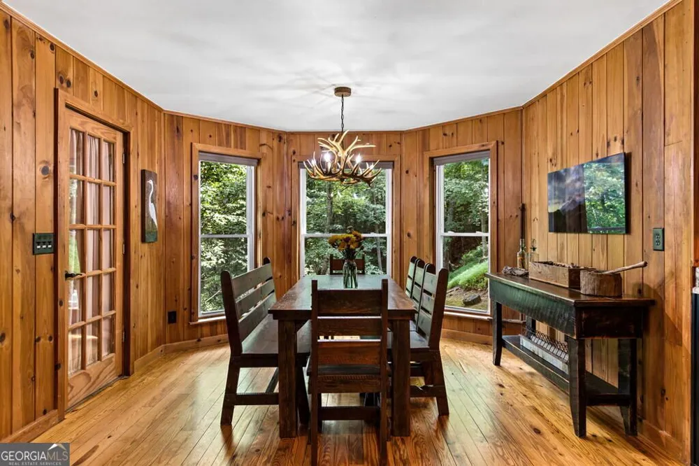 40 Varix CT Ellijay, GA 30540