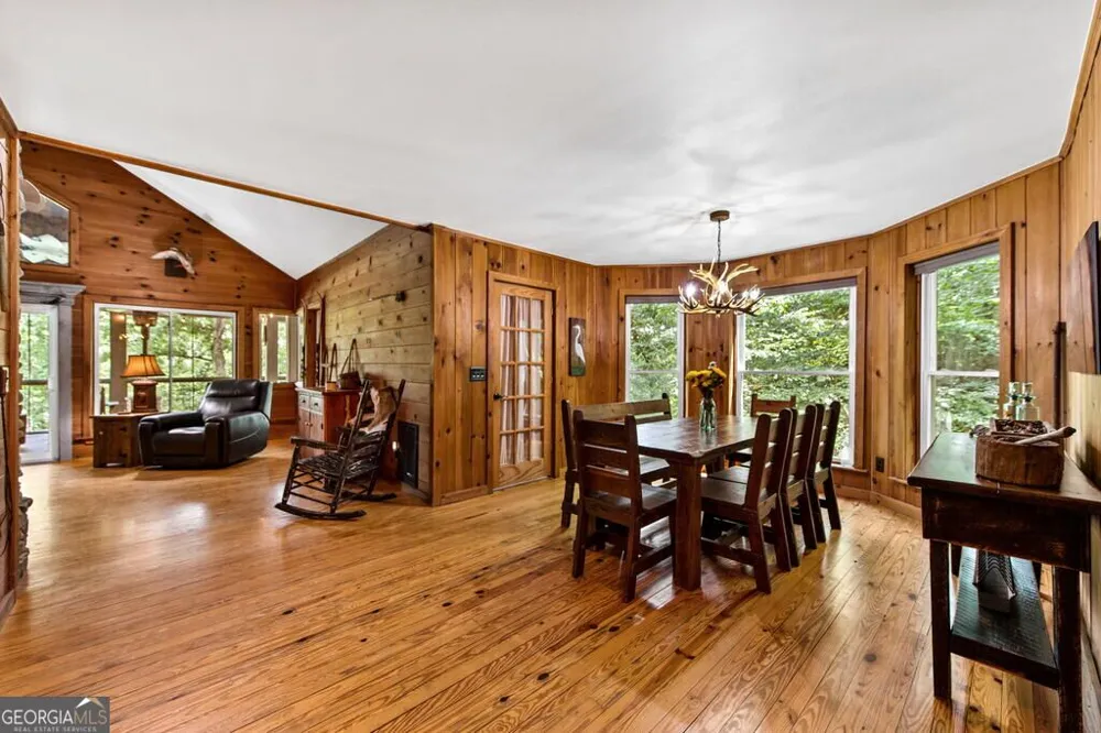 40 Varix CT Ellijay, GA 30540
