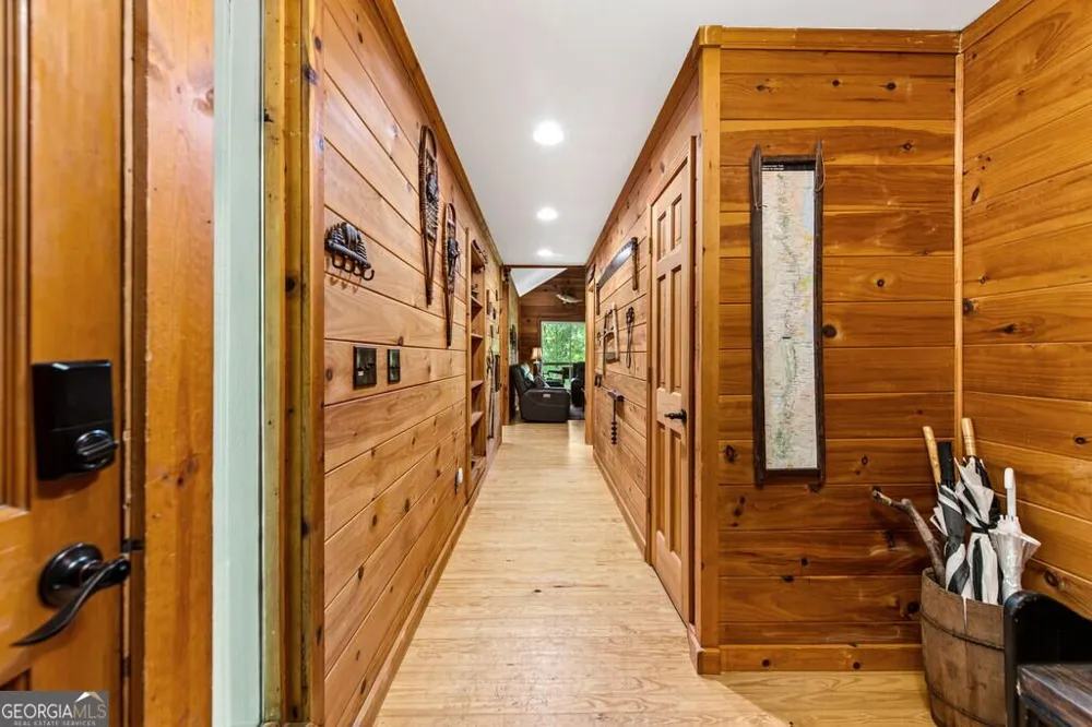40 Varix CT Ellijay, GA 30540