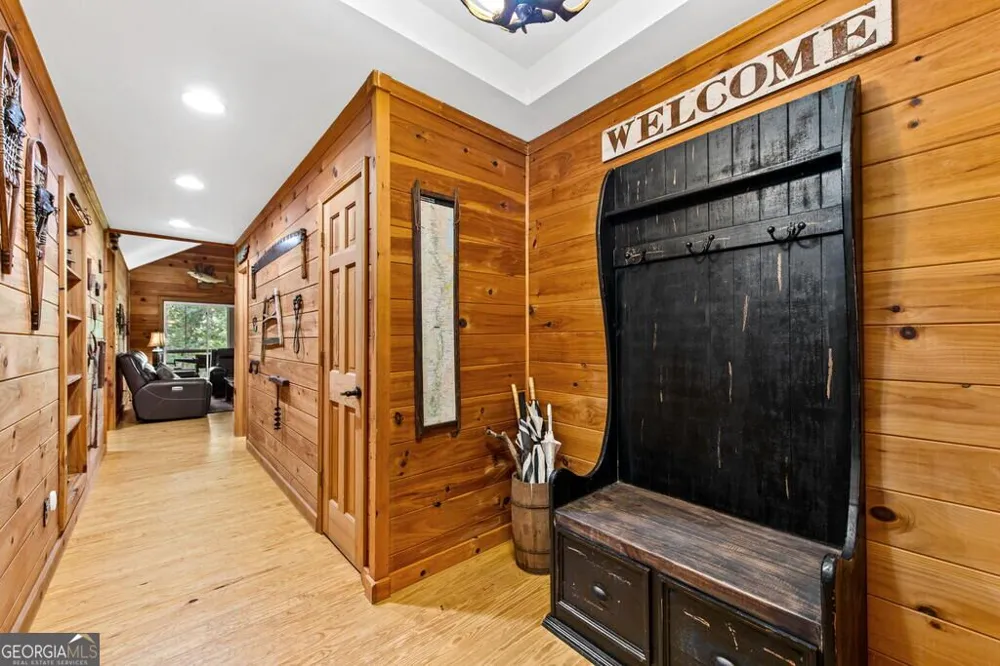 40 Varix CT Ellijay, GA 30540
