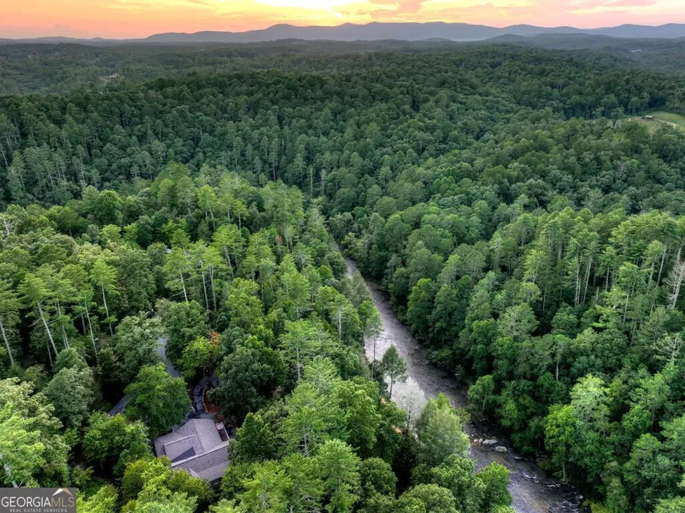 40 Varix CT Ellijay, GA 30540