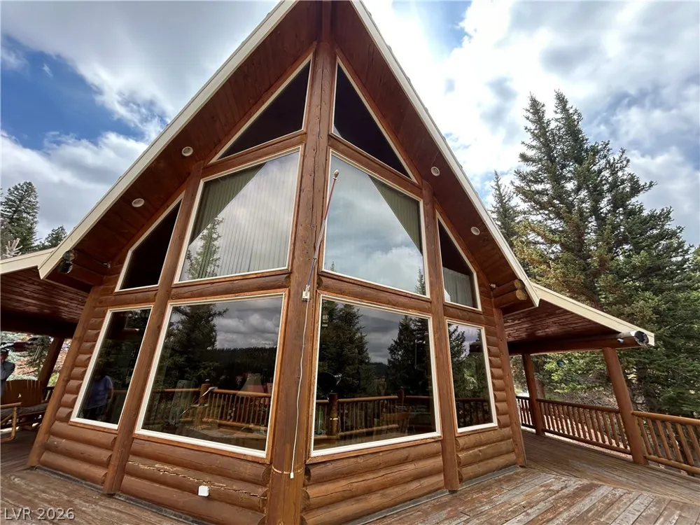 695 Skyline View Drive Duck Creek Village, UT 84762