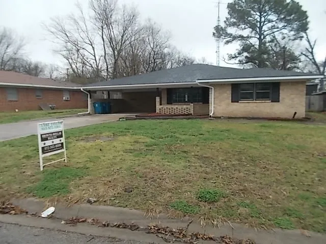601 38TH STREET Corsicana, TX 75110