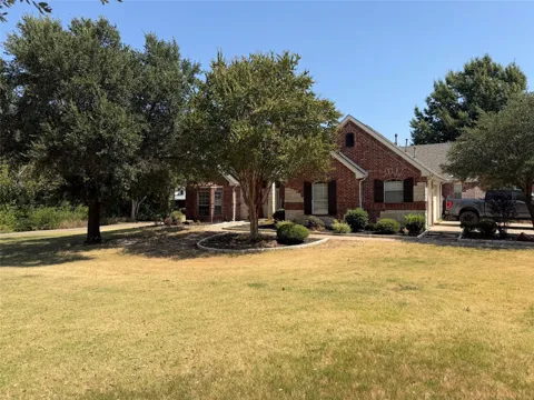 1513 Brook Lane