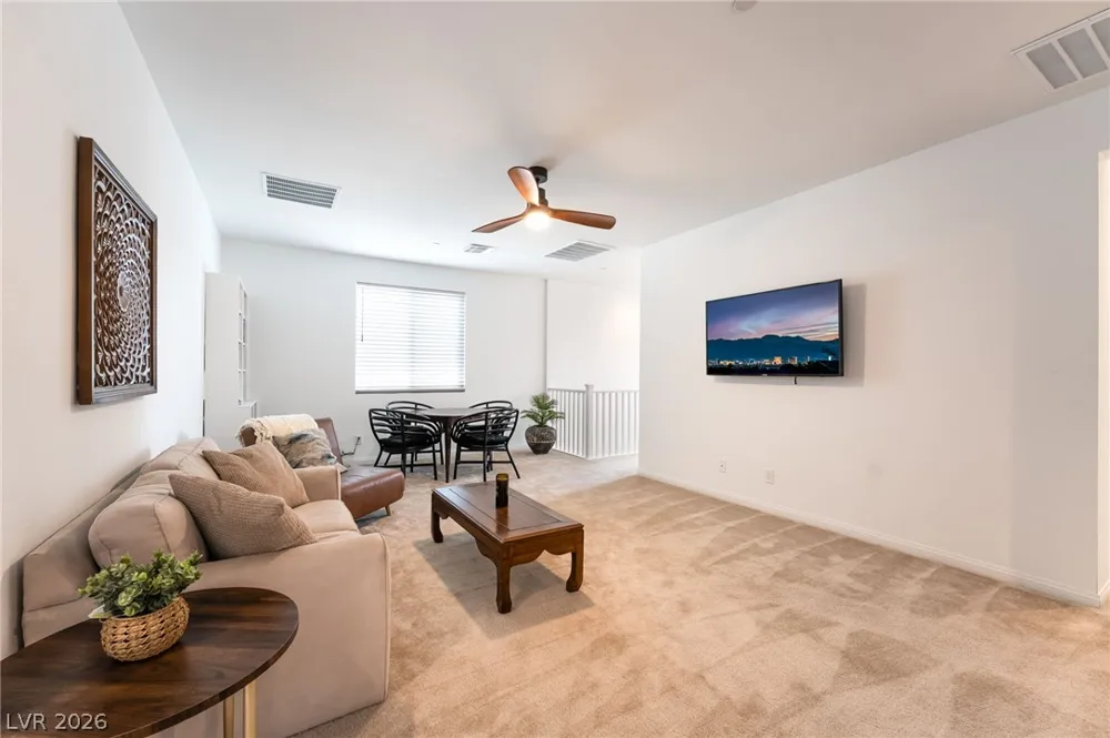10332 Thurso Avenue Las Vegas, NV 89166