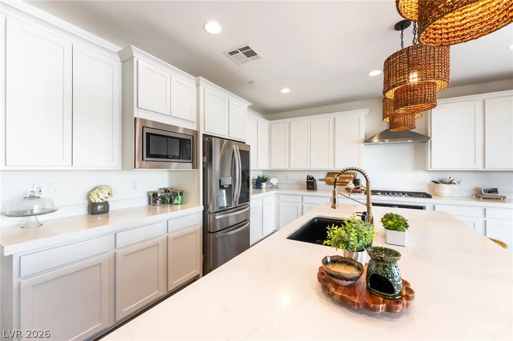 10332 Thurso Avenue Las Vegas, NV 89166