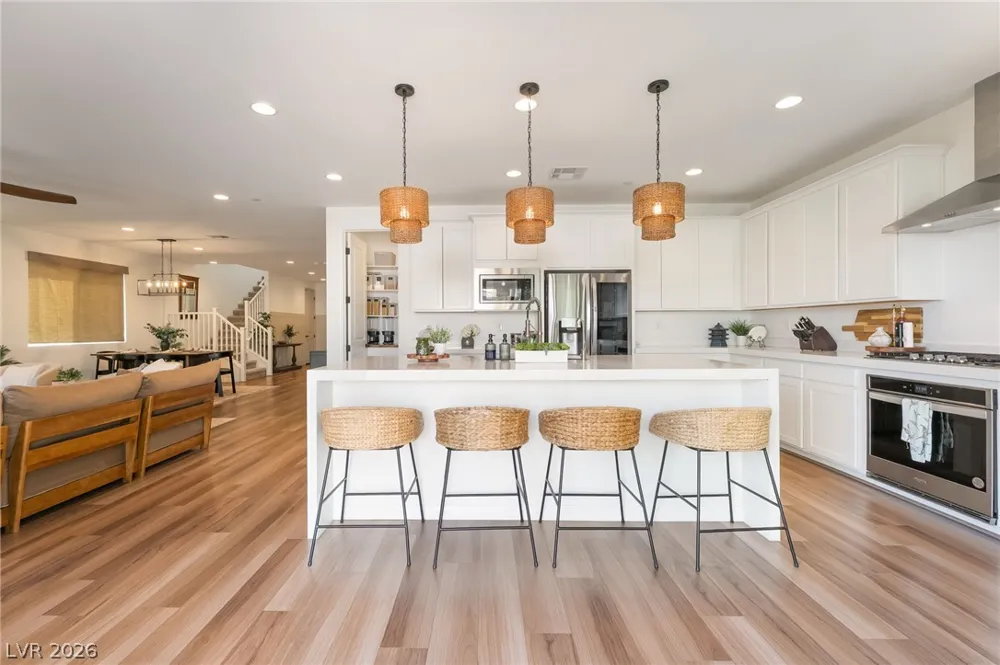 10332 Thurso Avenue Las Vegas, NV 89166