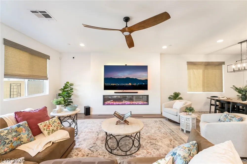 10332 Thurso Avenue Las Vegas, NV 89166