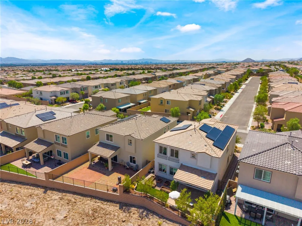 10332 Thurso Avenue Las Vegas, NV 89166