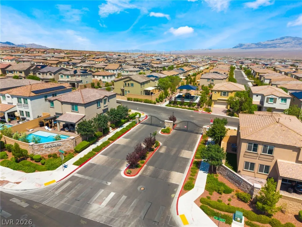 10332 Thurso Avenue Las Vegas, NV 89166