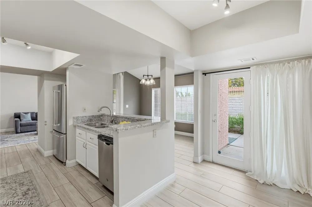 582 Cervantes Drive Henderson, NV 89014