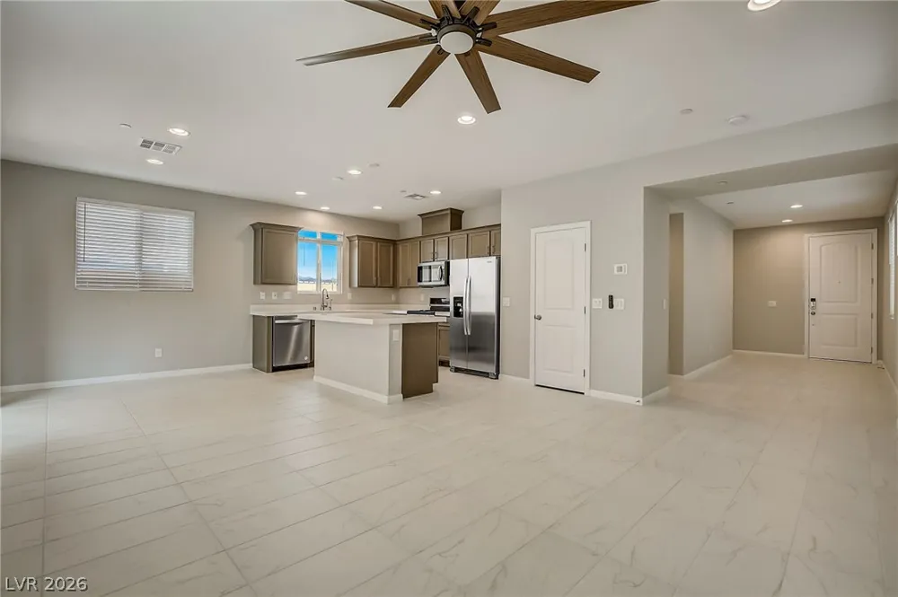 10643 Enridge Avenue Las Vegas, NV 89166