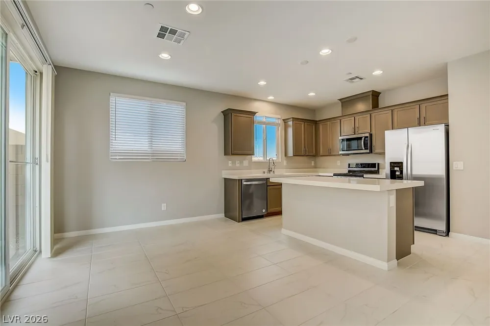 10643 Enridge Avenue Las Vegas, NV 89166