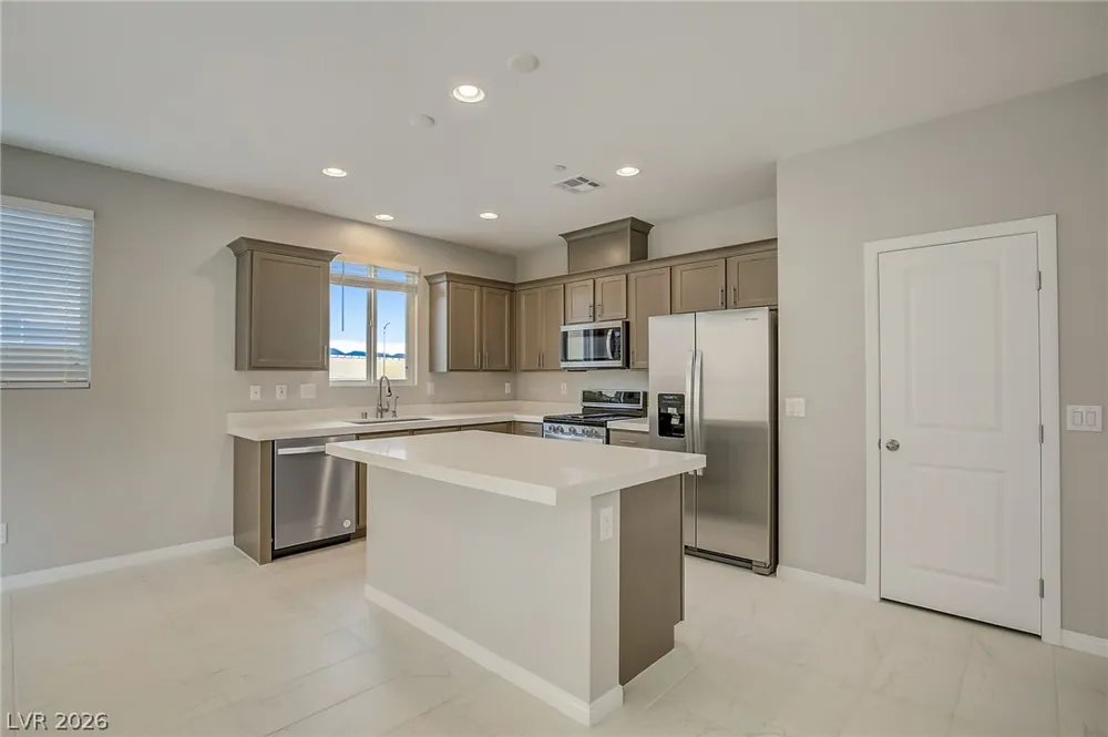 10643 Enridge Avenue Las Vegas, NV 89166