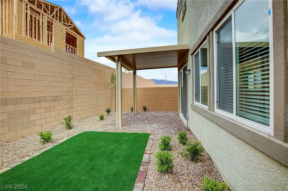10643 Enridge Avenue Las Vegas, NV 89166