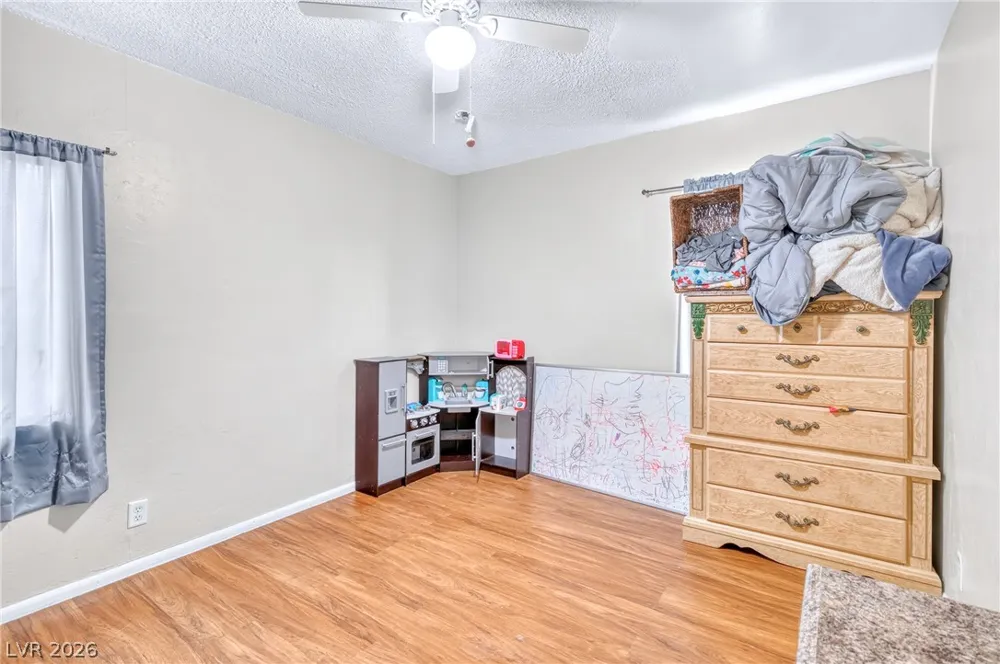 1715 Santa Paula Drive Las Vegas, NV 89104