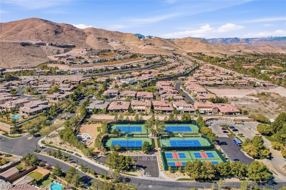 11 Grand Masters Drive Las Vegas, NV 89141