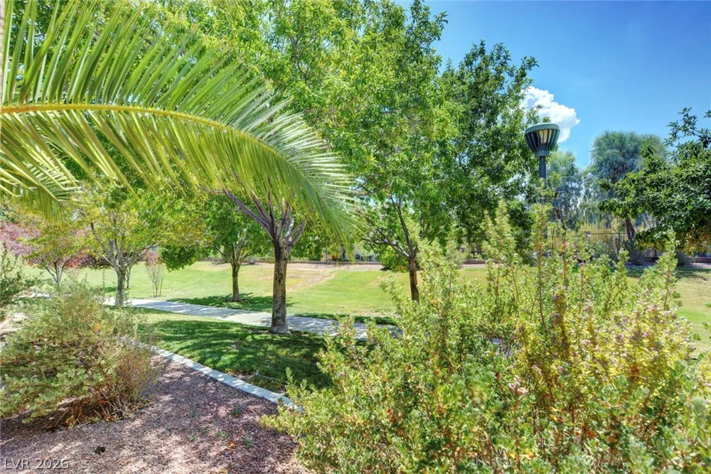 11 Grand Masters Drive Las Vegas, NV 89141