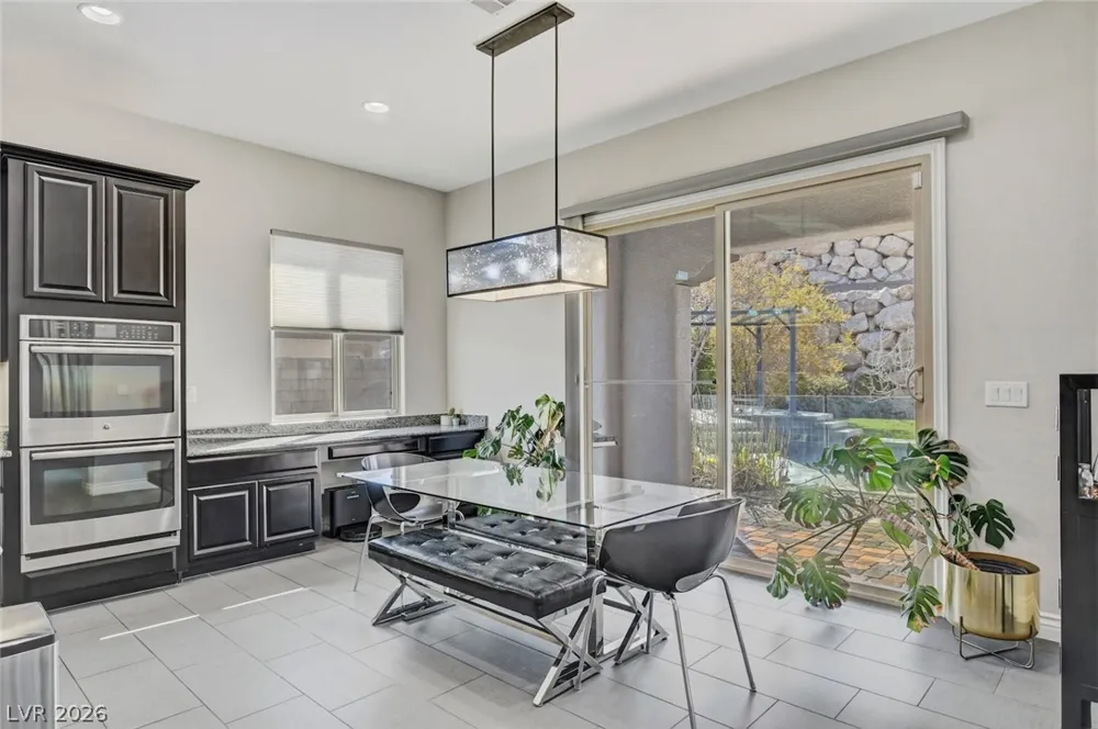 11 Grand Masters Drive Las Vegas, NV 89141