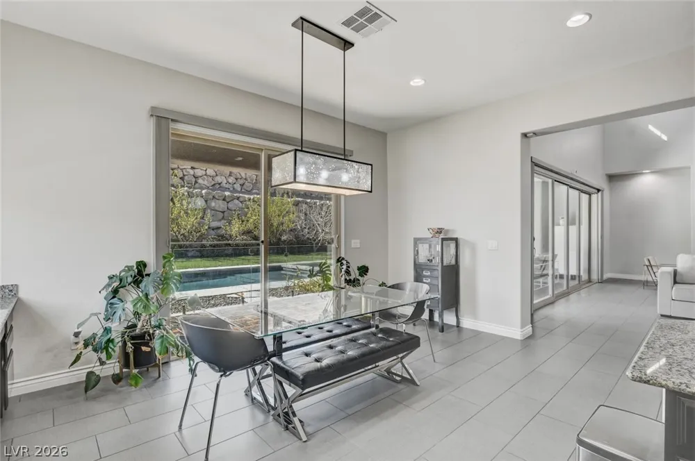 11 Grand Masters Drive Las Vegas, NV 89141