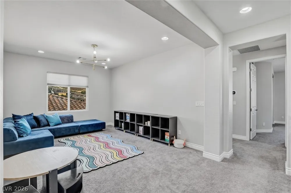 11 Grand Masters Drive Las Vegas, NV 89141