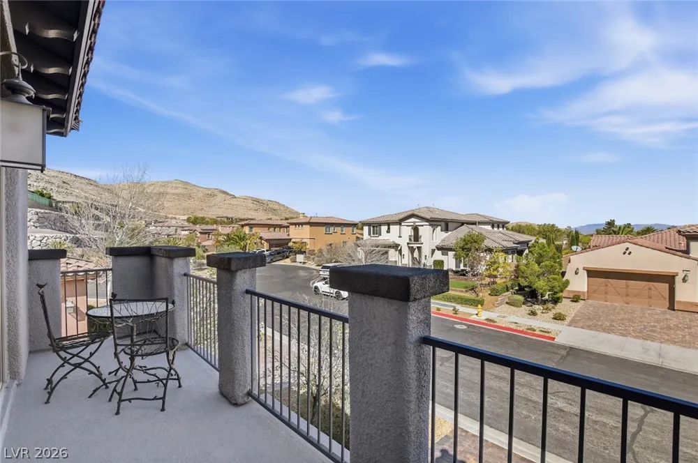 11 Grand Masters Drive Las Vegas, NV 89141