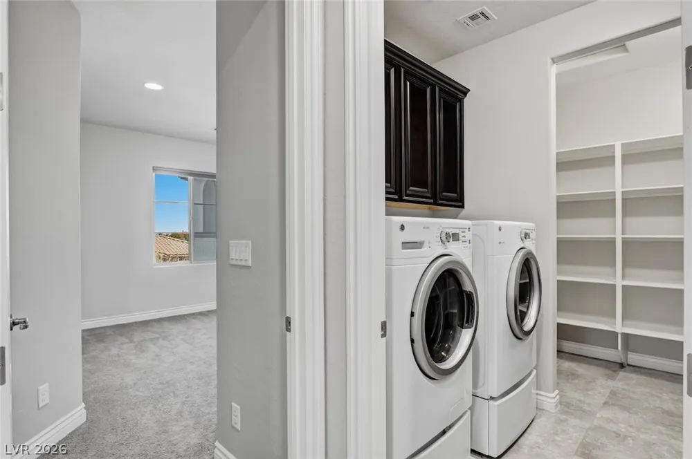 11 Grand Masters Drive Las Vegas, NV 89141