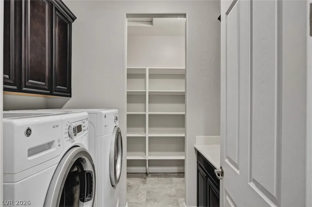 11 Grand Masters Drive Las Vegas, NV 89141
