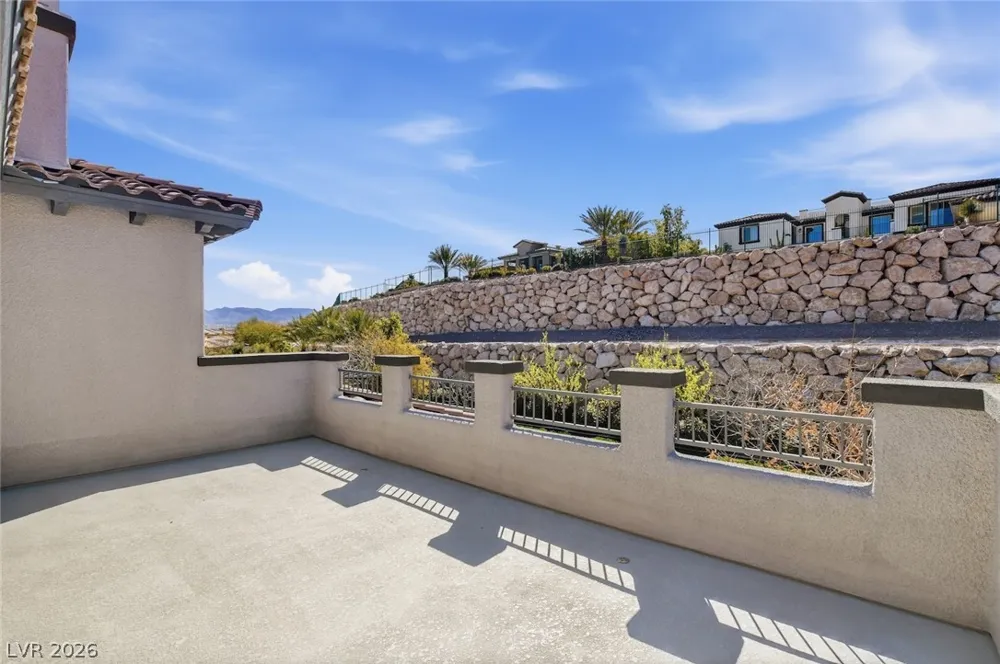 11 Grand Masters Drive Las Vegas, NV 89141