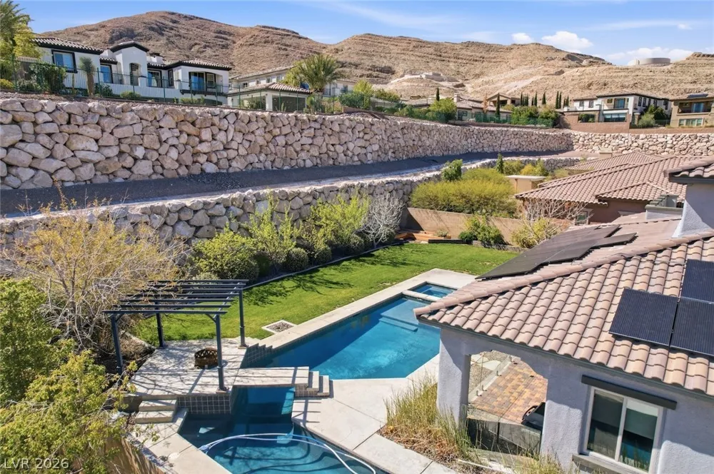 11 Grand Masters Drive Las Vegas, NV 89141