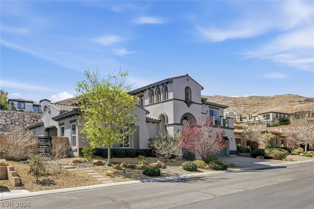 11 Grand Masters Drive Las Vegas, NV 89141