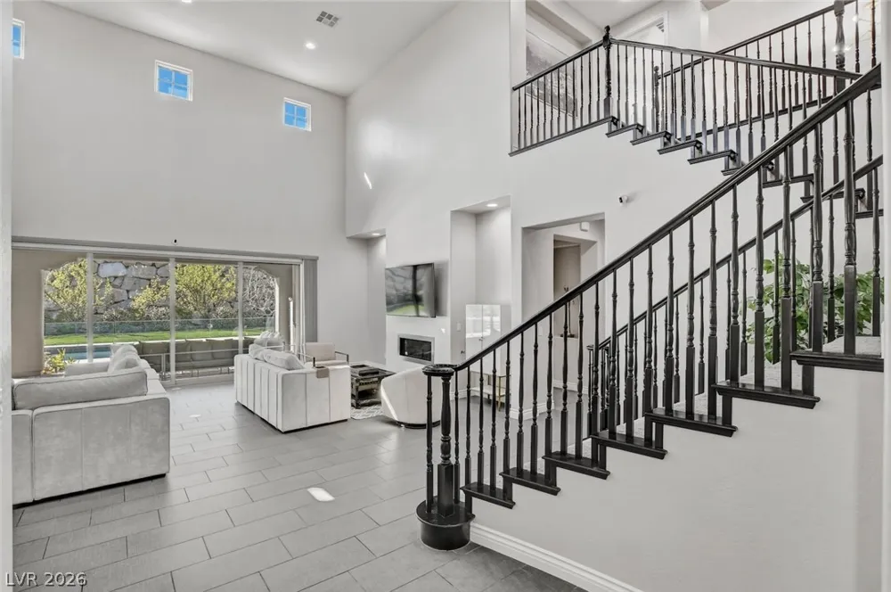 11 Grand Masters Drive Las Vegas, NV 89141