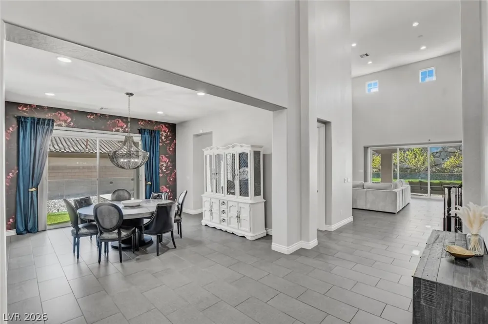11 Grand Masters Drive Las Vegas, NV 89141