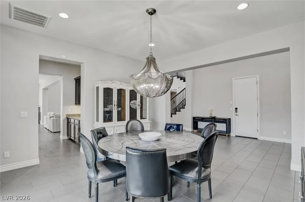 11 Grand Masters Drive Las Vegas, NV 89141