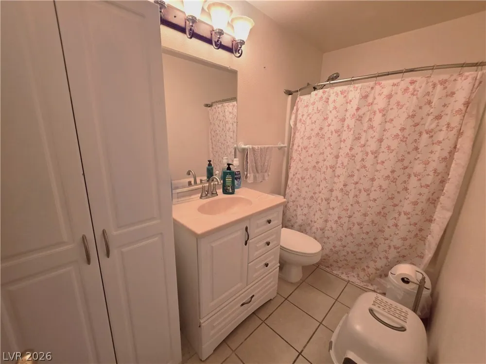 2052 Mesquite Lane #201 Laughlin, NV 89029