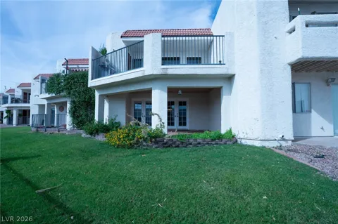 687 Marina Drive #32