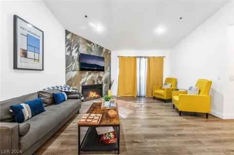 4200 S Valley View Boulevard #3040