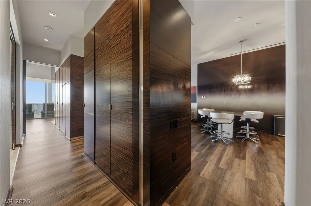 4381 W Flamingo Road #58301 Las Vegas, NV 89103