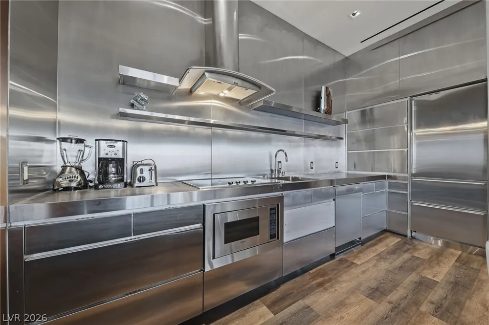 4381 W Flamingo Road #58301 Las Vegas, NV 89103
