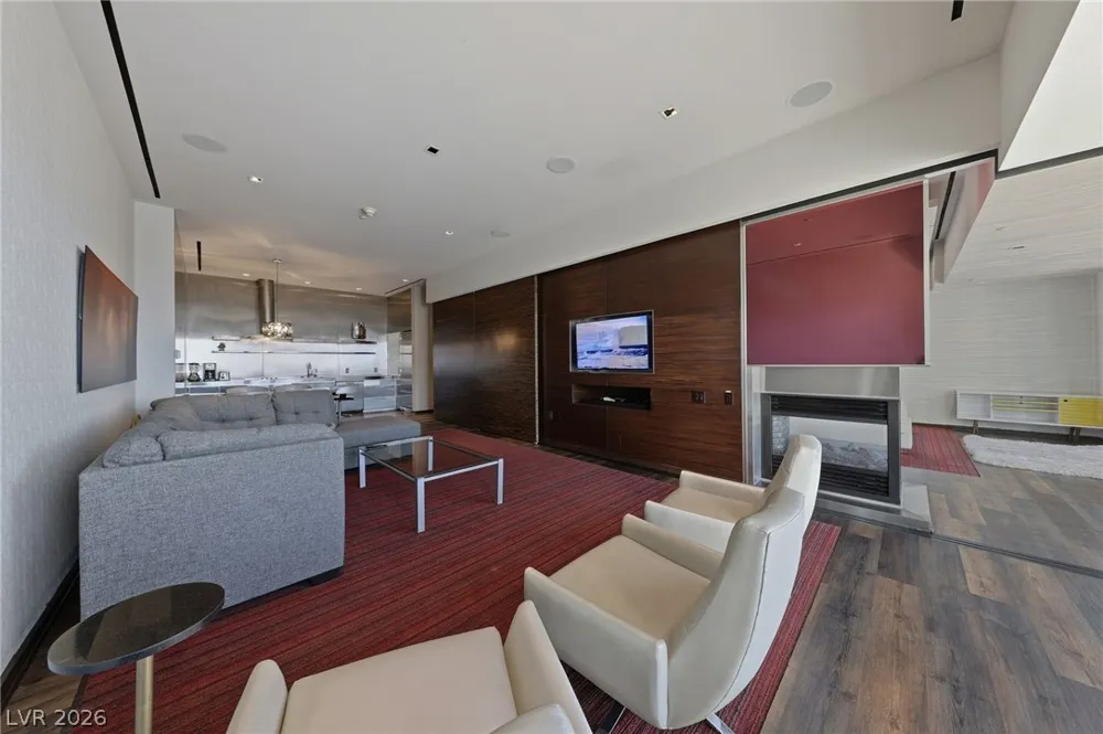 4381 W Flamingo Road #58301 Las Vegas, NV 89103