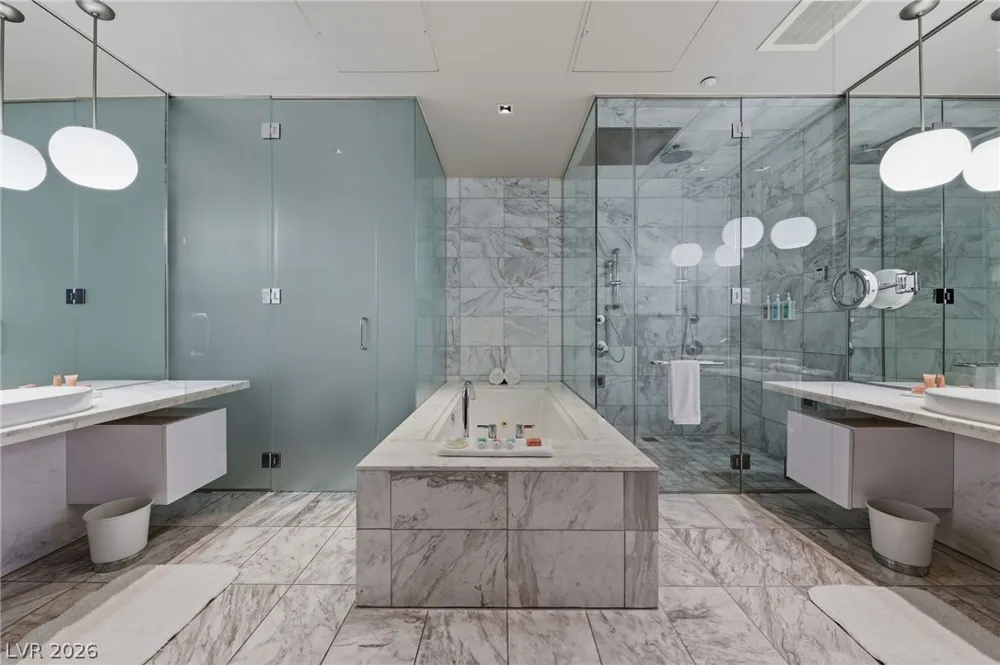 4381 W Flamingo Road #58301 Las Vegas, NV 89103