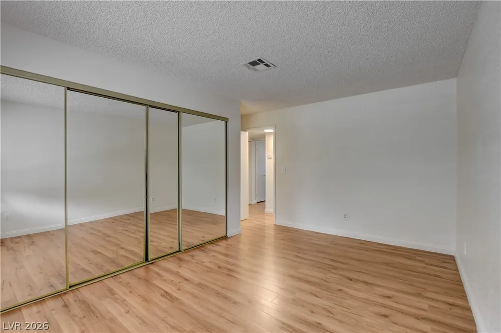 2713 Beaver Creek Court #102 Las Vegas, NV 89117