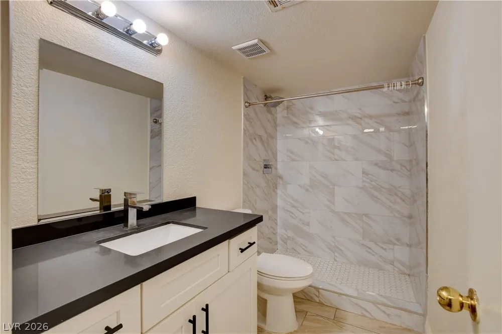 2713 Beaver Creek Court #102 Las Vegas, NV 89117