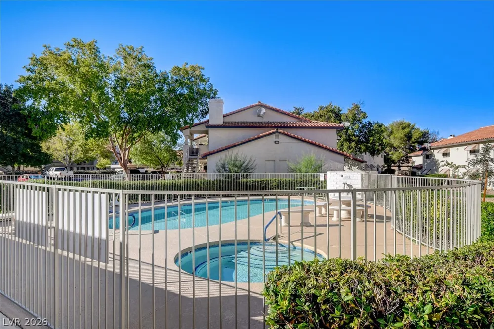 2713 Beaver Creek Court #102 Las Vegas, NV 89117